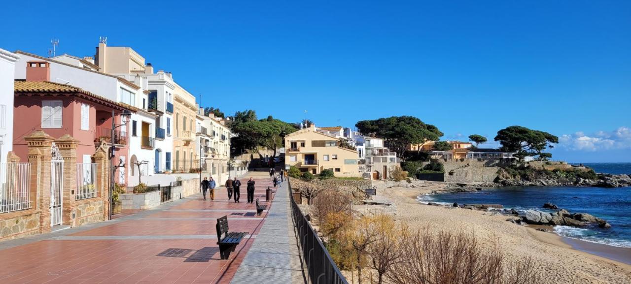 Precioso Apartamento A 3 Minutos De La Playa, Con Parking Gratuito Calella De Palafrugell Esterno foto